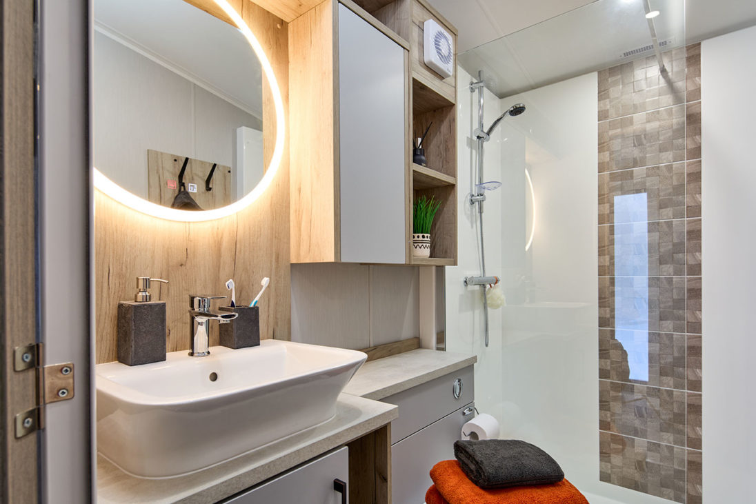 Willerby Astoria luxury bathroom