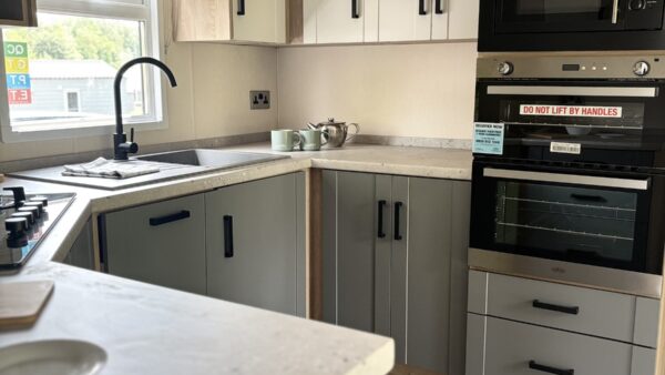 Europa Sequoia kitchen