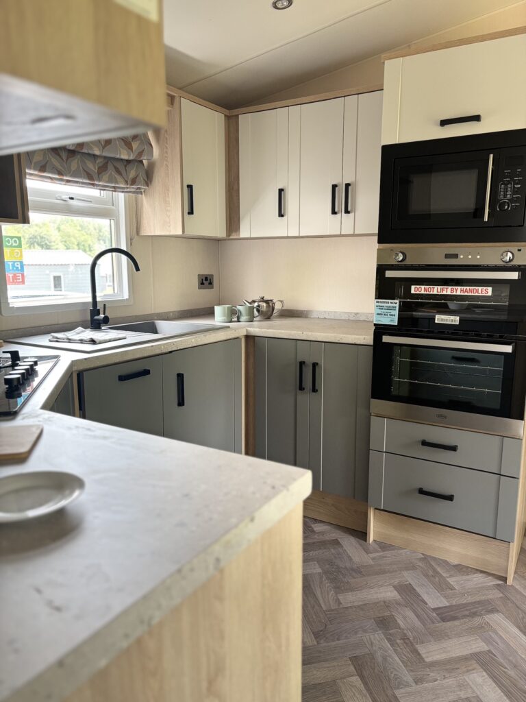 Europa Sequoia kitchen