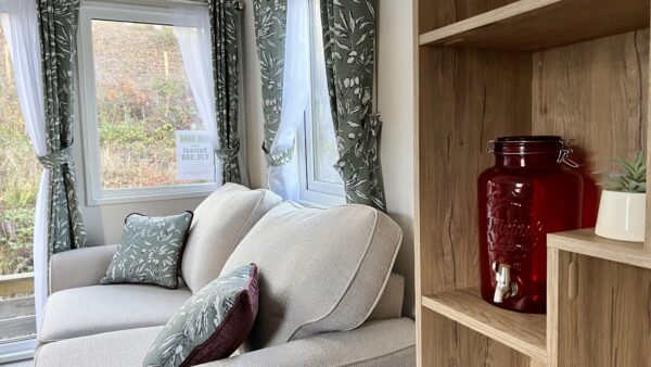 Display cabinet and sofa in regal retreat