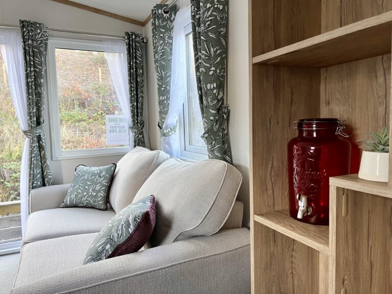 Display cabinet and sofa in regal retreat
